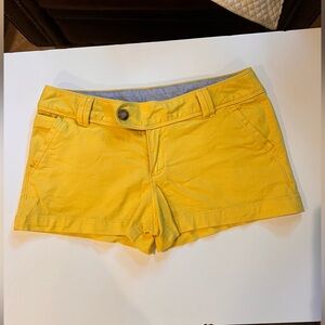 Red Camel Classic Chino Short, Yellow Color, size 7, EUC